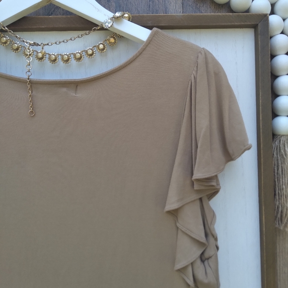 LAUREN RALPH LAUREN size large camel v neck - Picture 8 of 10